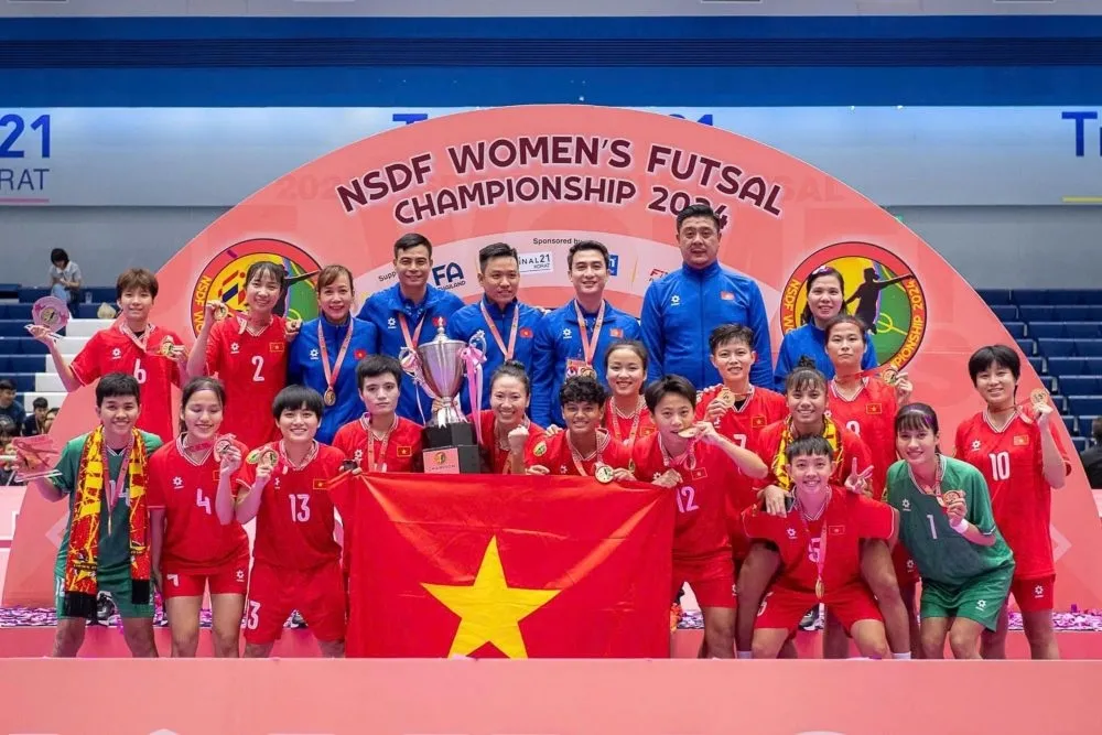 Tuyển futsal nữ Việt Nam lên ngôi vô địch Giải giao hữu NSDF Women's Futsal Championship 2024 - Ảnh: internet