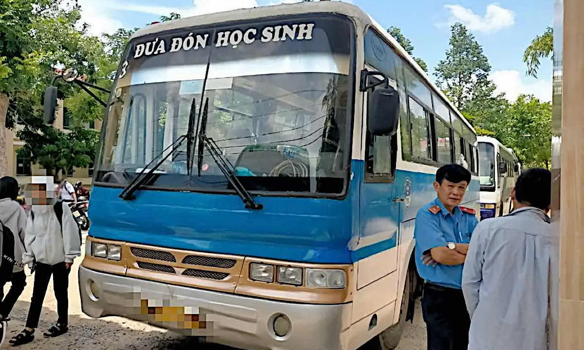 Bình Thuận: Phát hiện tài xế xe đưa đón học sinh sử dụng bằng lái giả 