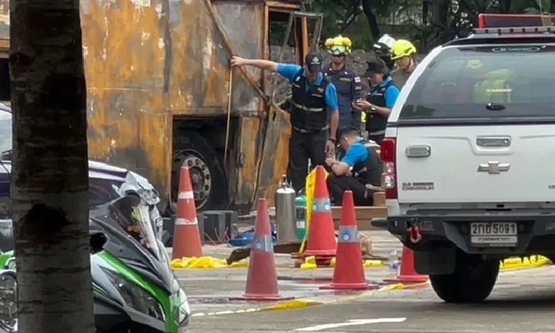 Thái Lan: Tài xế xe buýt bị cháy bị cáo buộc hàng loạt tội danh
