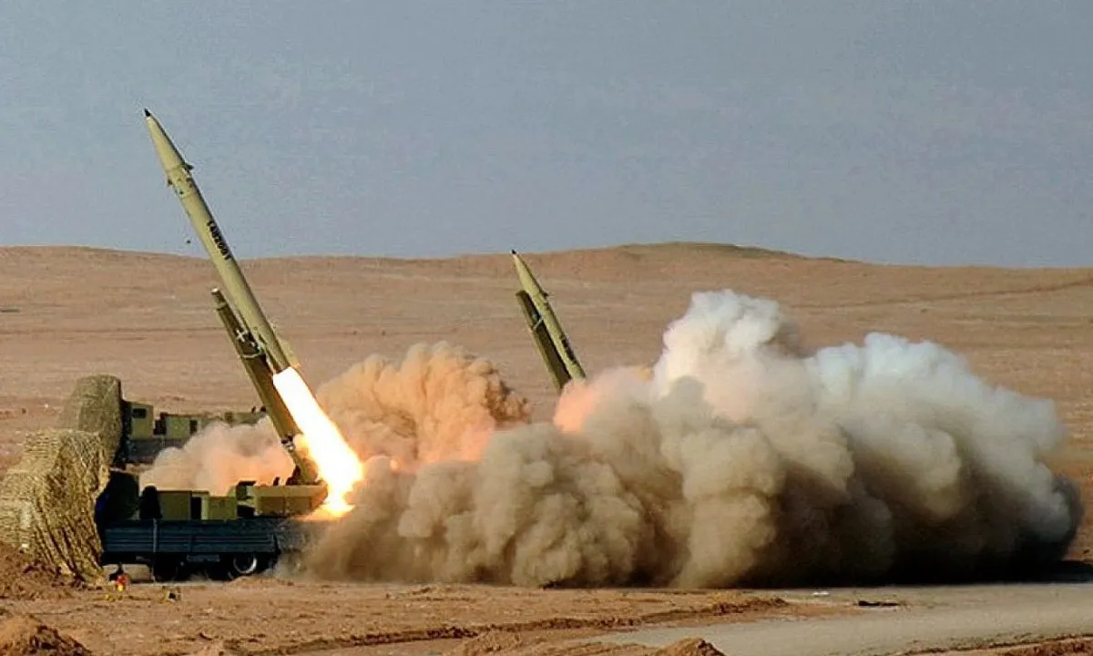 Iran phóng hàng chục tên lửa vào Israel