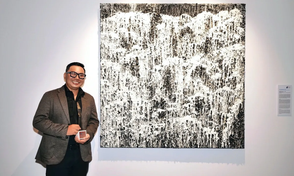 Nghệ sĩ Nguyễn Việt Cường_Giải thưởng UOB Painting of the Year