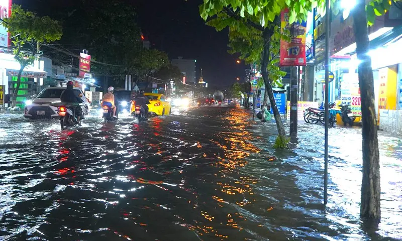 Cần Thơ: Triều cường kết hợp mưa lớn nguy cơ ngập lụt