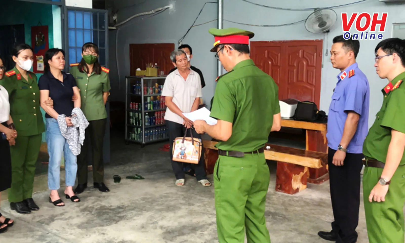 Khởi tố 2 vợ chồng vì 104 lần tố giác sai sự thật