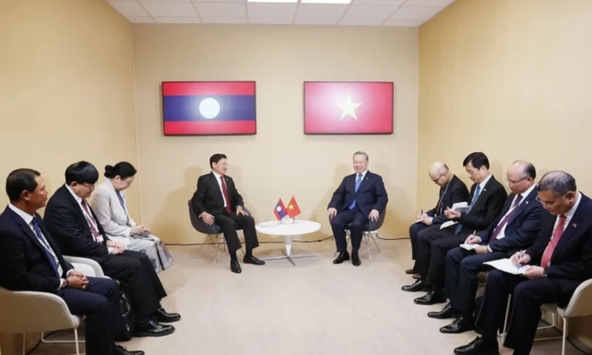 tong-bi-thu-viet-nam-lao-2-3201