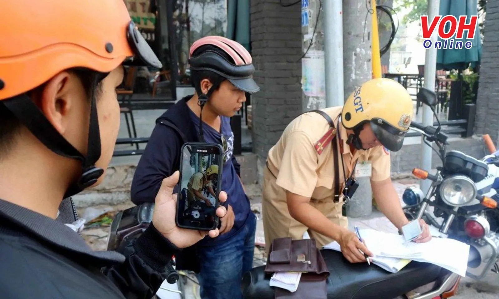 Bỏ quy định giám sát CSGT bằng thiết bị ghi âm, ghi hình từ ngày 15/11