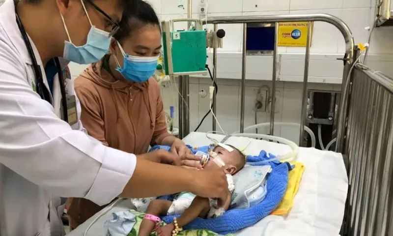Cảnh báo dịch hô hấp bùng phát vào mùa cao điểm tại TPHCM