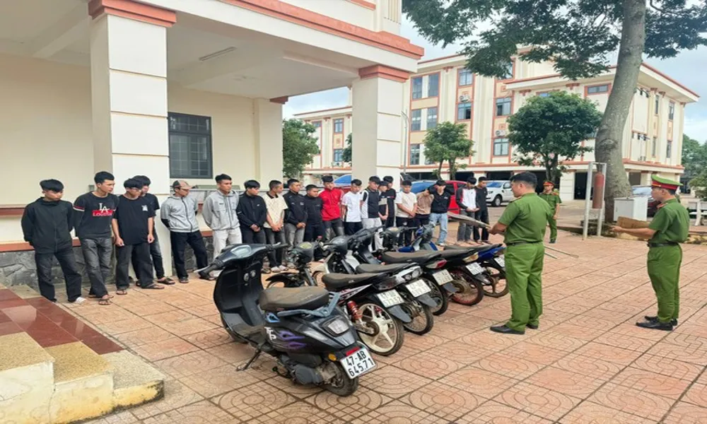 Bắt giữ nhóm thanh niên gây rối trên quốc lộ 26