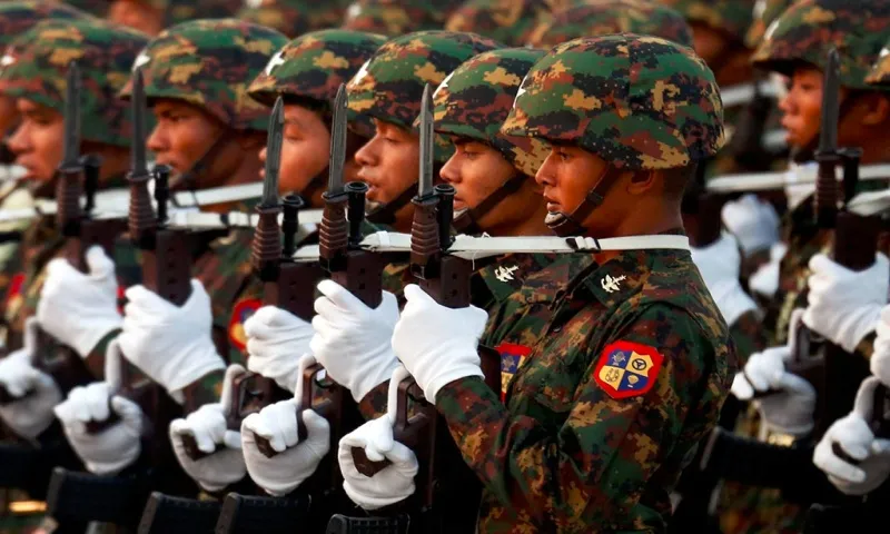 Quân đội Myanmar mời lực lượng nổi dậy đàm phán