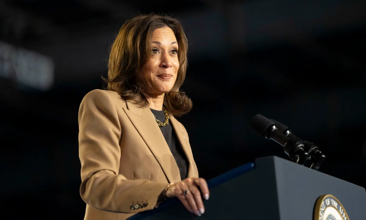 Bà Kamala Harris công khai báo cáo y tế để chứng minh sức khỏe tranh cử