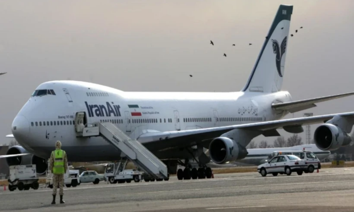 Iran cấm sử dụng máy nhắn tin và bộ đàm trên các chuyến bay