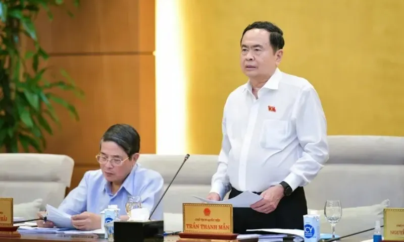 Chủ tịch Quốc hội yêu cầu chuẩn bị kỹ lưỡng công tác nhân sự Kỳ họp thứ 8