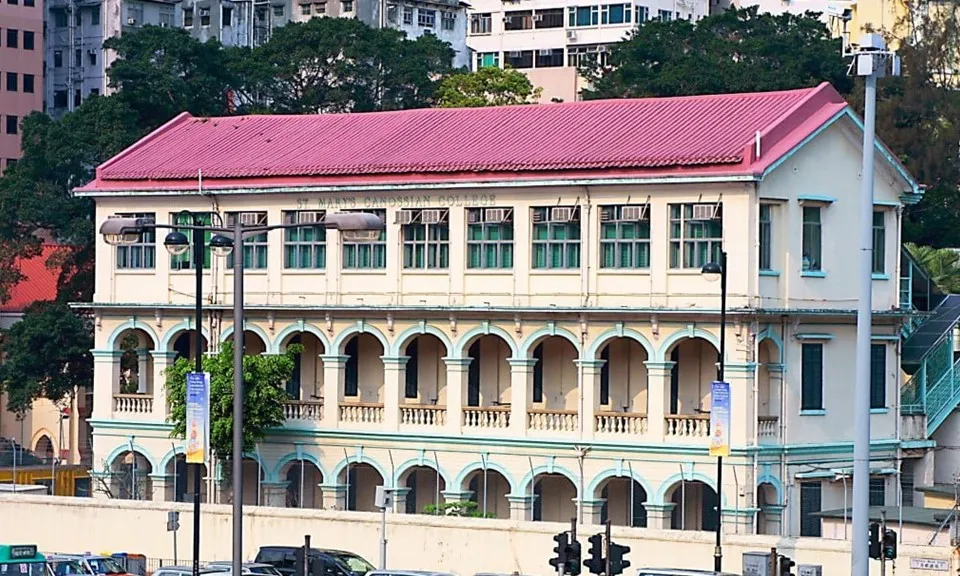 Trường học Hồng Kông đình chỉ nhân viên sau khi phát hiện camera ẩn trong nhà vệ sinh nữ