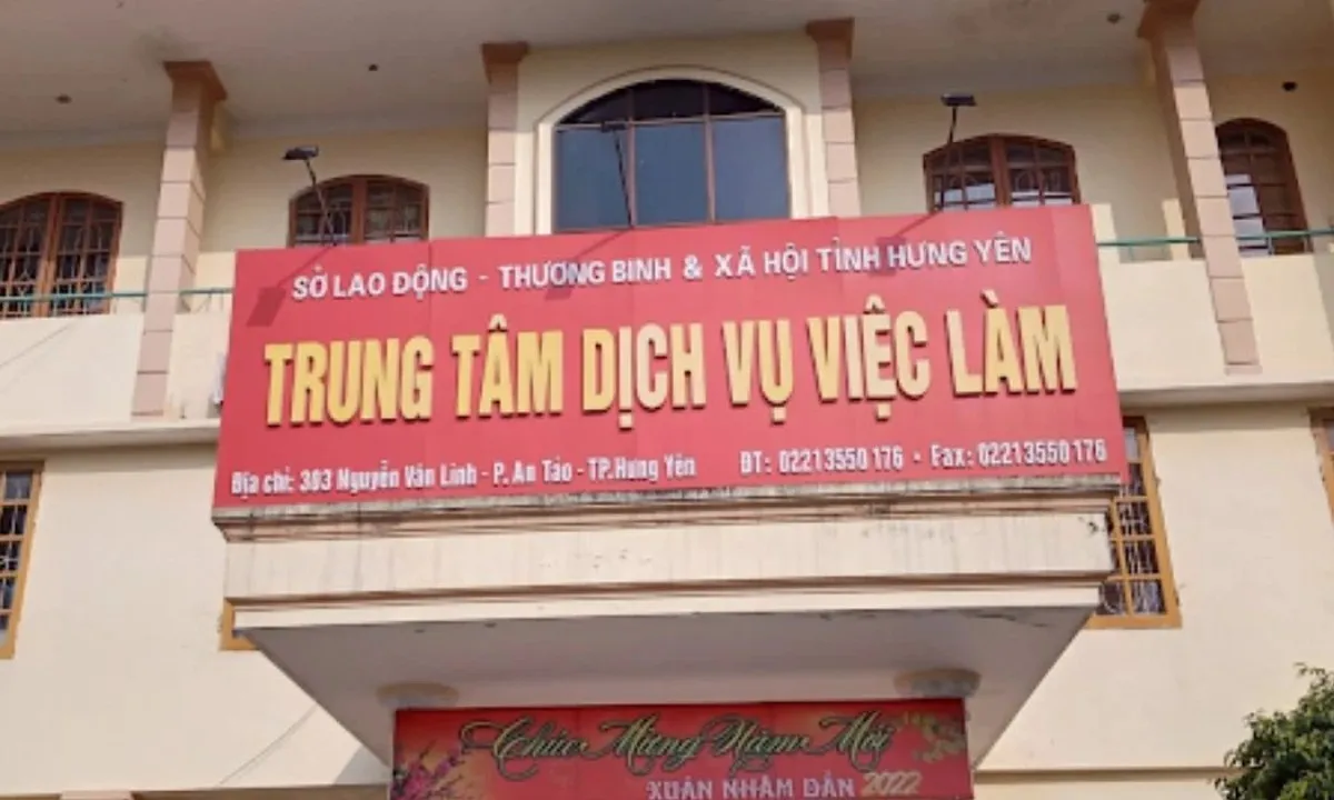 Bắt giám đốc trung tâm dịch vụ việc làm tỉnh Hưng Yên vì lợi dụng chức vụ, quyền hạn