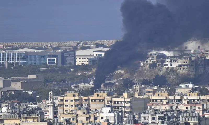 Beirut lại rung chuyển vì đòn tấn công từ Israel