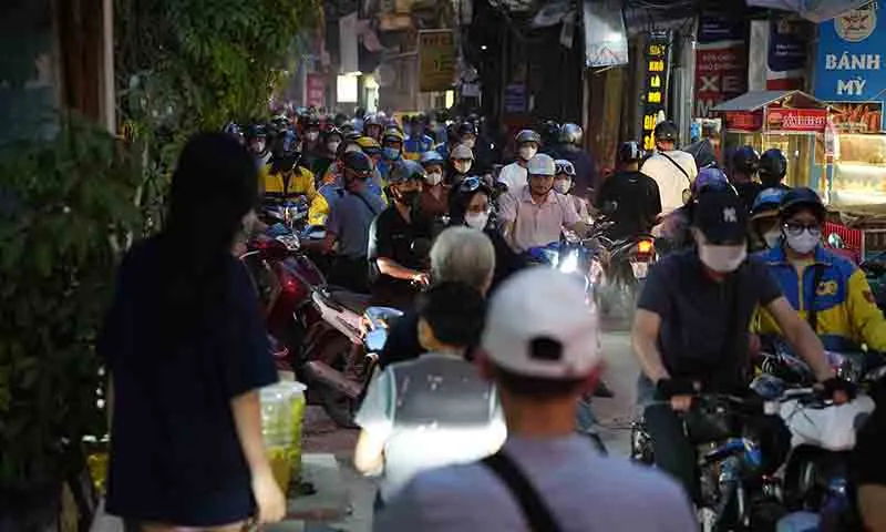 Hà Nội: Mở hẻm thành đường để giải quyết ùn tắc triền miên 