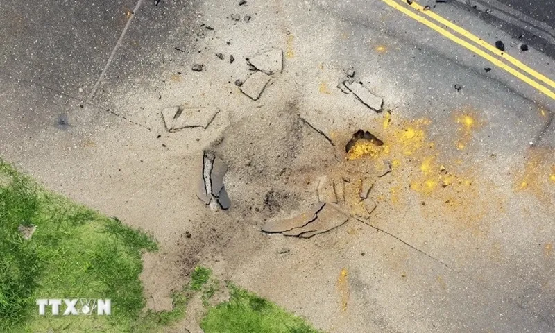 Bom thời chiến chưa nổ còn sót lại được tìm thấy gần sân bay ở Okinawa, Nhật Bản