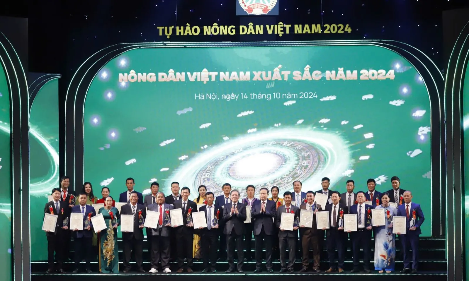 Tôn vinh Nông dân xuất sắc, hợp tác xã tiêu biểu toàn quốc năm 2024