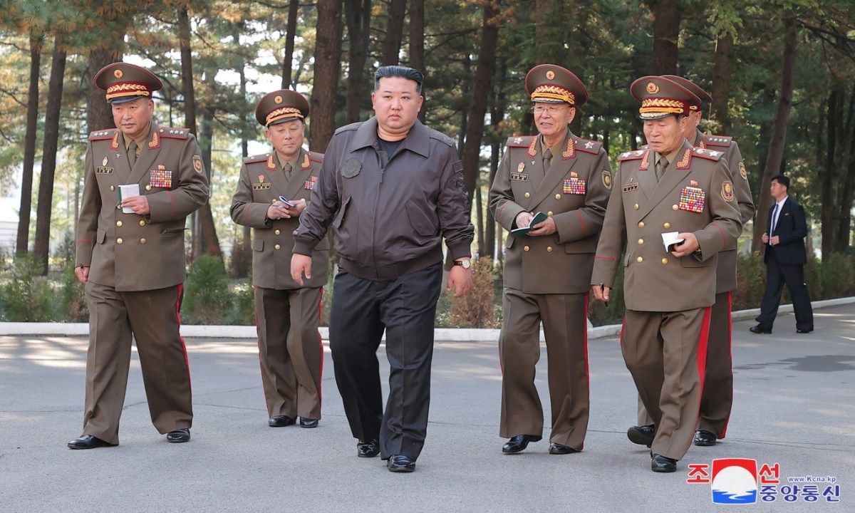 Ông Kim Jong Un: Sử dụng vũ lực không do dự nếu chủ quyền bị xâm phạm