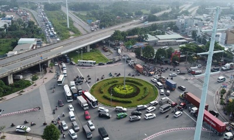 Cải tạo vòng xoay Phú Hữu, TP.Thủ Đức