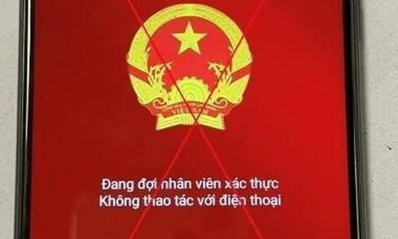 Bị lừa gần 3 tỷ đồng vì cài đặt phần mềm giả mạo theo hướng dẫn của kẻ mạo danh công an