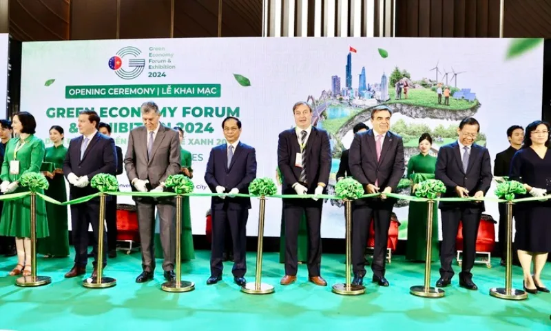 Việt Nam quyết tâm phát triển kinh tế xanh, bền vững để ứng phó biến đổi khí hậu 