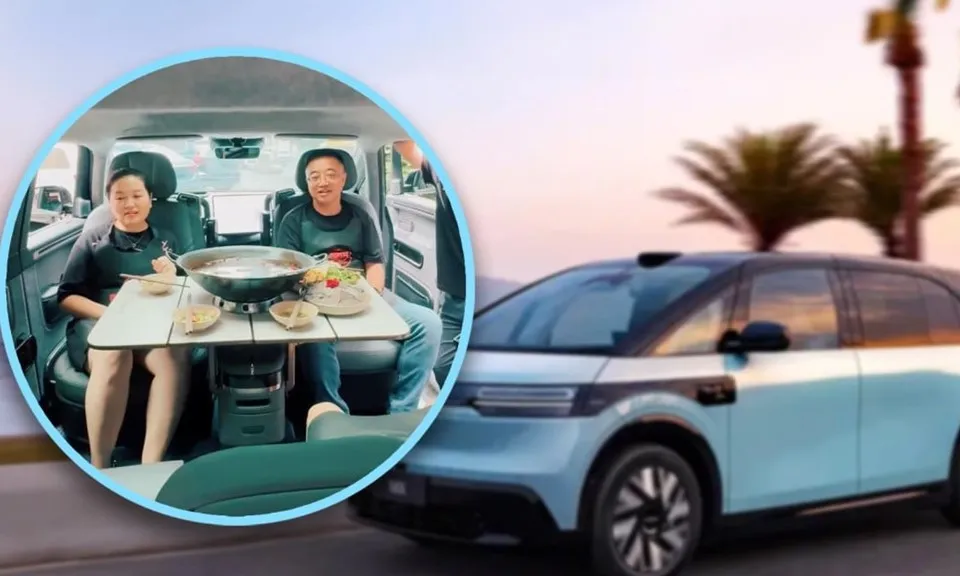 Lãnh đạo công ty ô tô Trung Quốc bị phản ứng dữ dội vì video ‘ăn lẩu trong xe hơi’