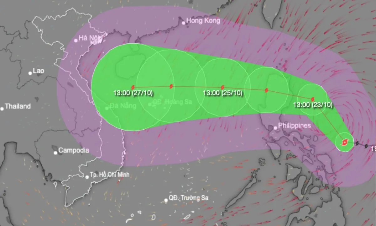 Bão Trà Mi di chuyển nhanh, cường độ mạnh, gió giật cấp 15 khi đến gần Việt Nam