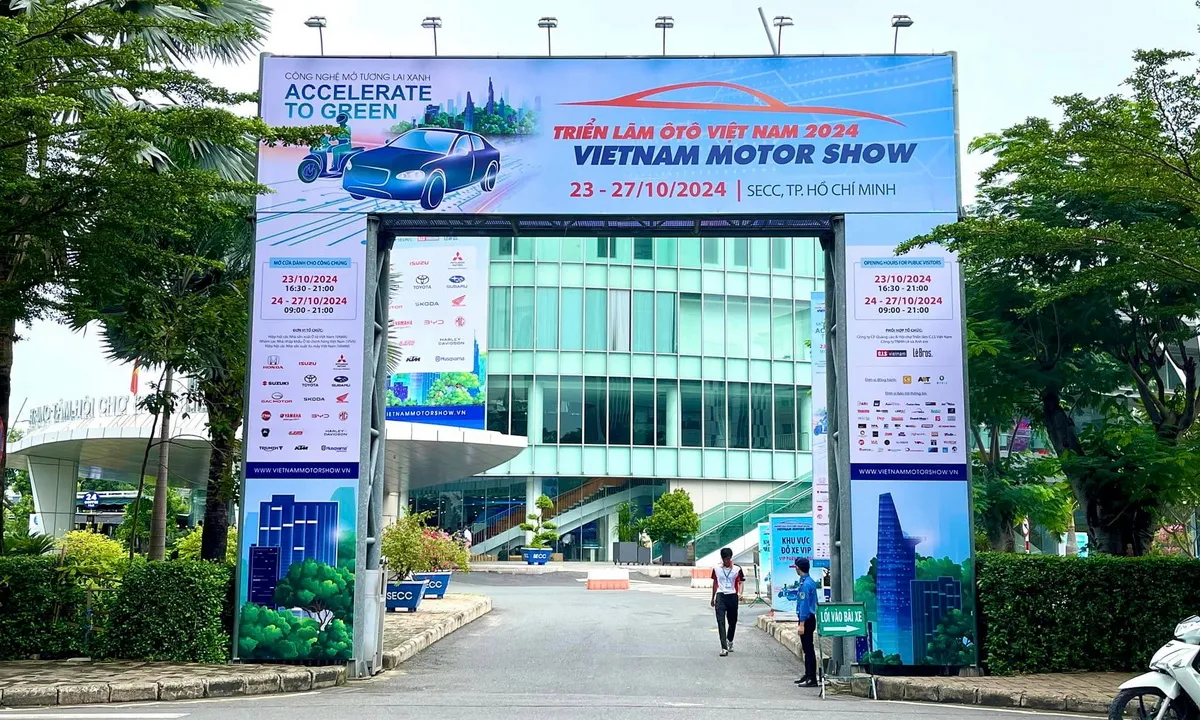 Vietnam Motor Show 2024 trở lại với thông điệp chuyển đổi xanh