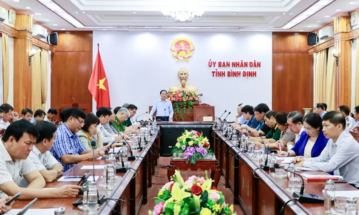 Bình Định tích cực liên hệ tàu cá ngoài khơi, khẩn cấp ứng phó bão Trà Mi