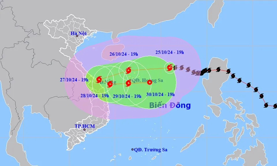 Bão số 6 mạnh cấp 10, giật cấp 12 cách quần đảo Hoàng Sa khoảng 410km