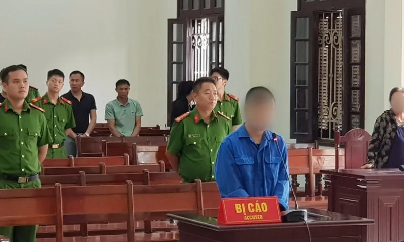 Thiếu niên 15 tuổi sát hại bạn gái, chôn xác phi tang lĩnh án 11 năm tù