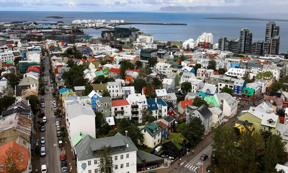 Iceland áp dụng tuần làm 4 ngày, kinh tế vẫn phát triển vượt bậc