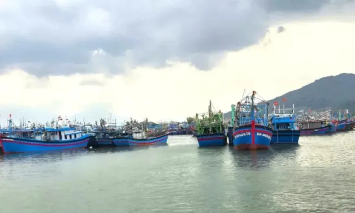 Quảng Bình cấm biển kể từ 0 giờ ngày 27/10