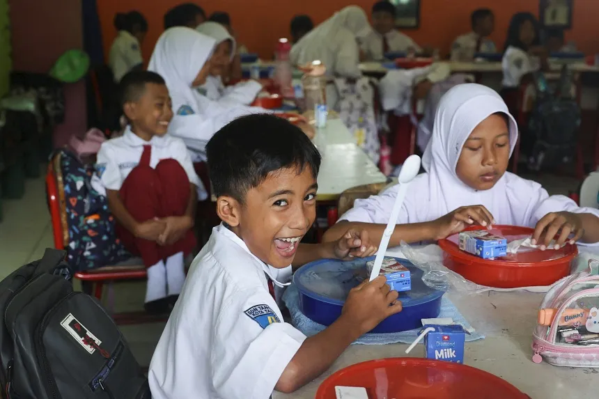 2024-08-14T020843Z1435602015RC2XE9A0W49DRTRMADP3INDONESIA-FOOD_jpg