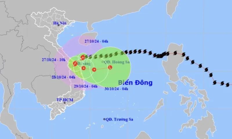 Bão Trà Mi giật cấp 12, cách Đà Nẵng 110 km