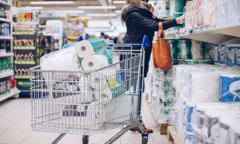 Người Mỹ đổ xô tích trữ giấy vệ sinh