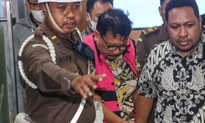 Cựu quan chức tòa án Indonesia chạy án bị bắt