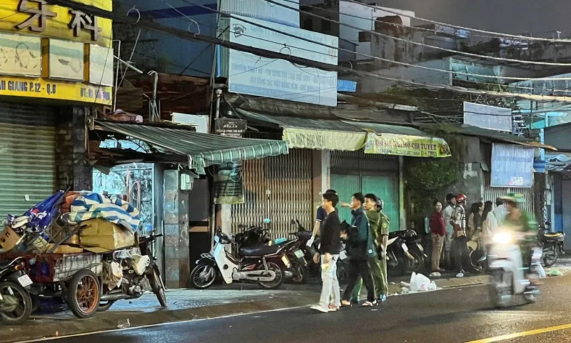 Nổ thùng phuy, một người bị thương nặng