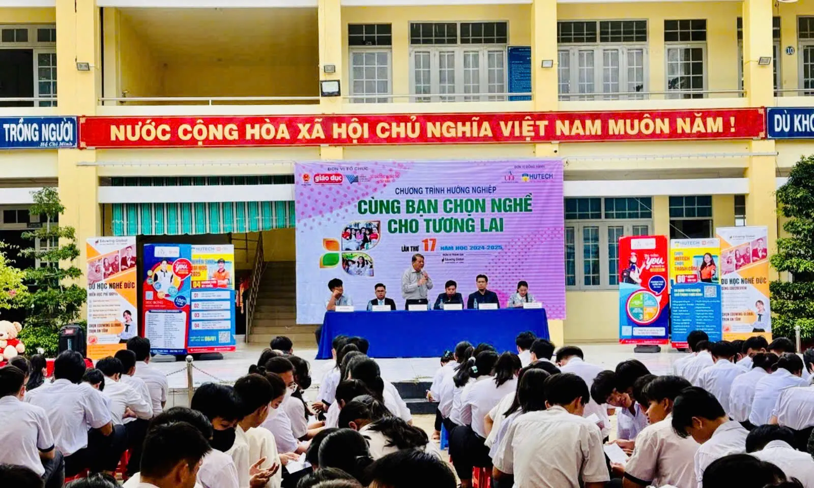 Giảm, bỏ xét tuyển học bạ có thể là xu hướng xét tuyển Đại học ở TPHCM năm 2025