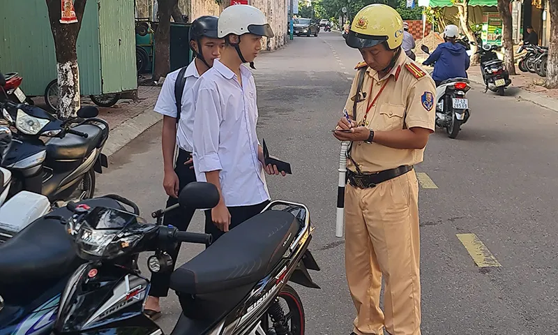 Quy Nhơn: đẩy mạnh xử lý học sinh vi phạm giao thông