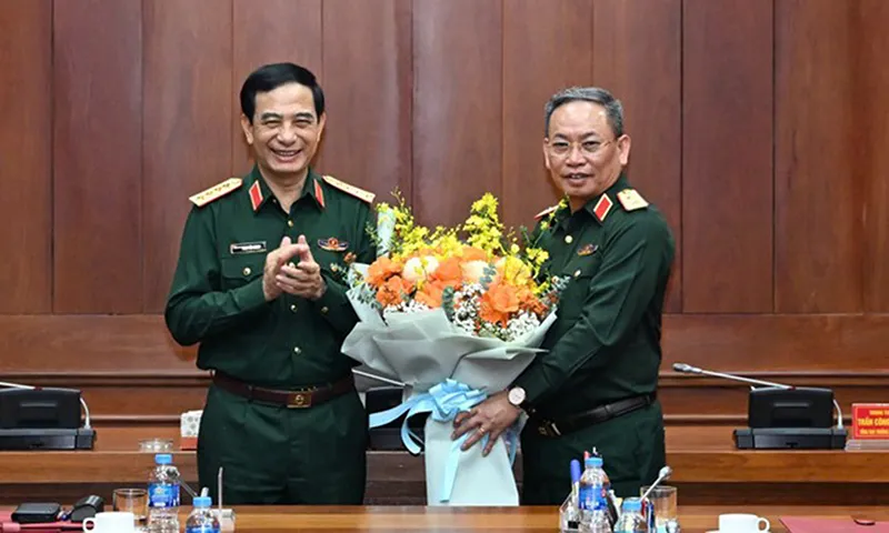 Trung tướng Trần Công Chính nhận chức Tổng cục trưởng Tổng cục II 