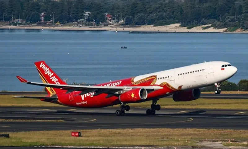 Vietjet không kịp thuê máy bay Embraer E190 để bay Côn Đảo