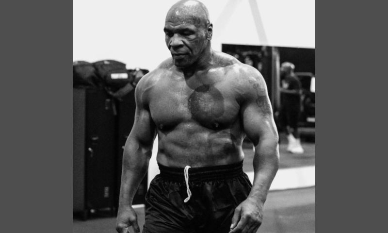 Mike Tyson gây sốt với bức ảnh triệu lượt like