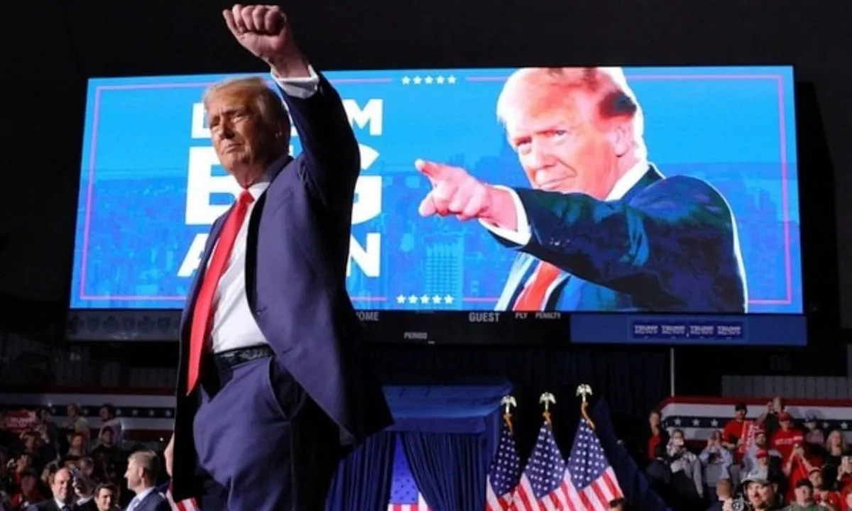 Ông Donald Trump bỏ phiếu trực tiếp ở Florida