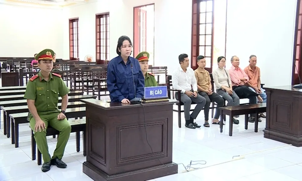 Nữ trưởng phòng ngân hàng lĩnh 18 năm tù vì lừa đảo hơn 23 tỷ đồng