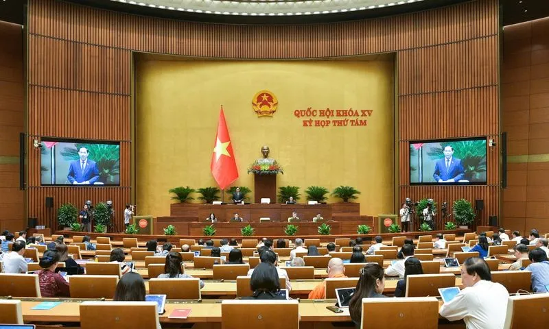 Quốc hội thảo luận về Luật Đầu tư công (sửa đổi)