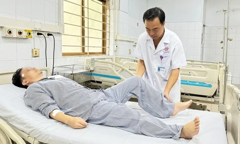 thay-khop-hang-17308669639351775