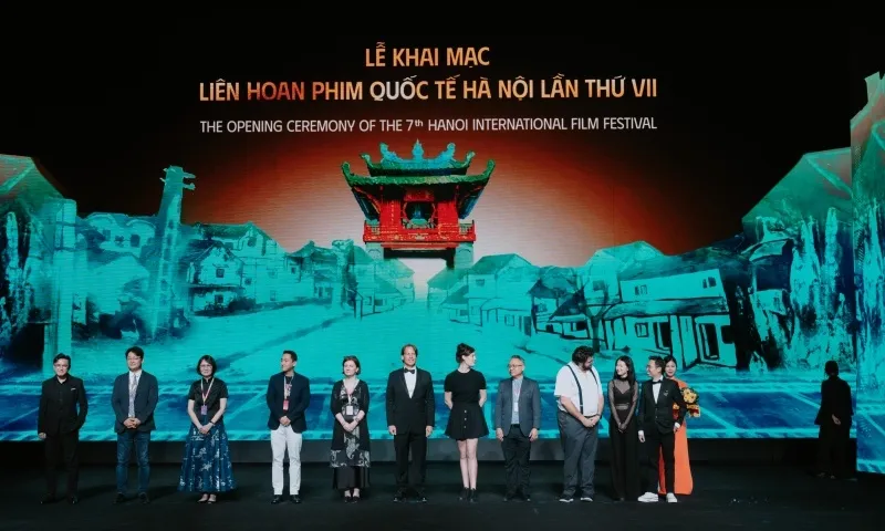 Lễ khai mạc Liên hoan Phim Quốc tế Hà Nội 2024: Mãn nhãn với di sản và hơi thở hiện đại