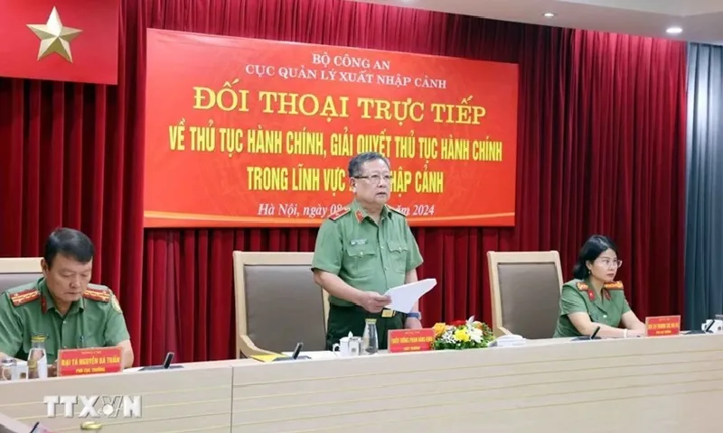 Cổng thông tin cấp thị thực điện tử mới sắp ra mắt tạo thuận lợi cho người dân 