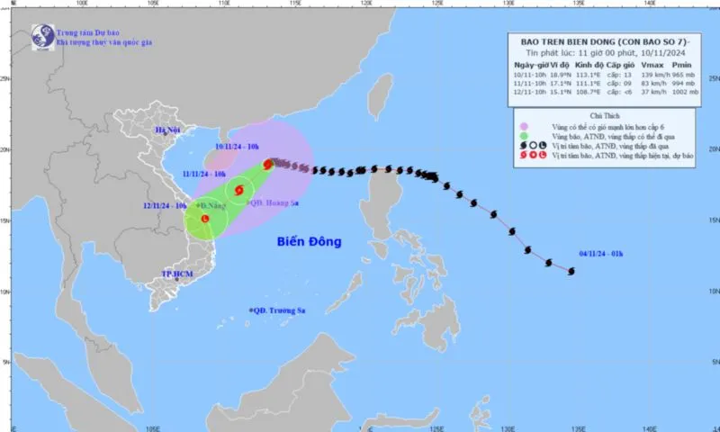 Bão số 7 mạnh cấp 13, giật cấp 16 cách quần đảo Hoàng Sa khoảng 250km